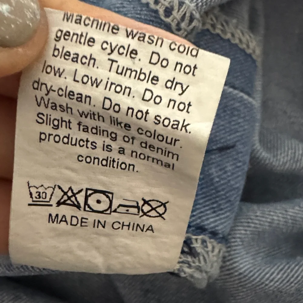 Women’s Denim Loose Fit Summer Baggy Distressed Adjustable Strap Overalls - Picture 7 of 7